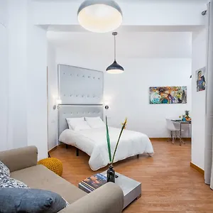 Magnifico Estudio En Bolsa 6. Ac. Málaga